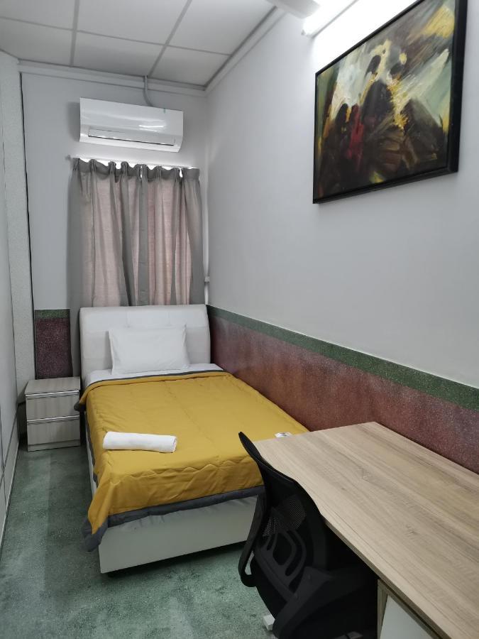 G Fortune Guest House Victoria Green George Town Zewnętrze zdjęcie