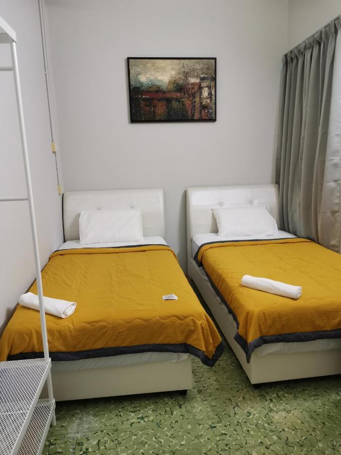 G Fortune Guest House Victoria Green George Town Zewnętrze zdjęcie